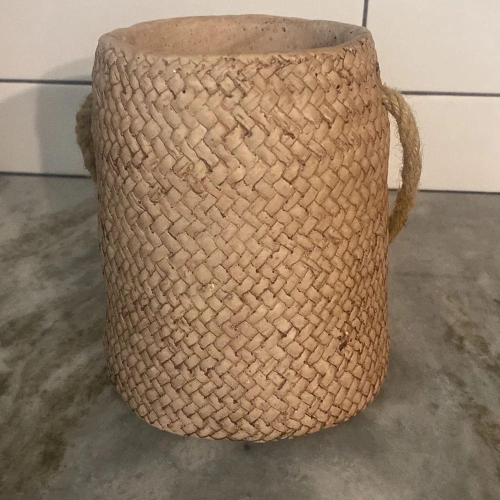 concrete woven basket planter with vegan rope handle. Heavy. Artsy boho cottage
